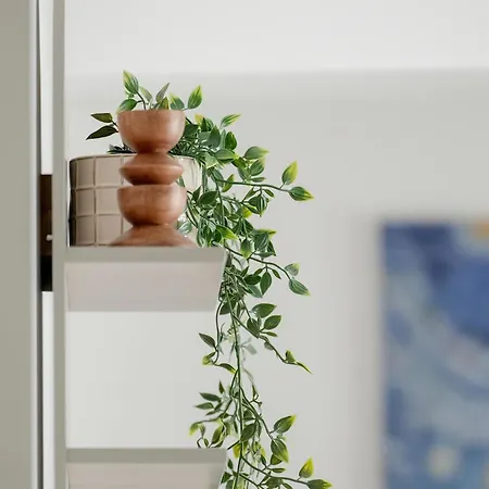 Przestronny Z Biurkiem W Centrum Poznania Blisko Rynku I Parku By Renters Posen